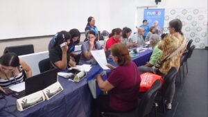 Nueva EPS atiende inquietudes de usuarios en San Gil